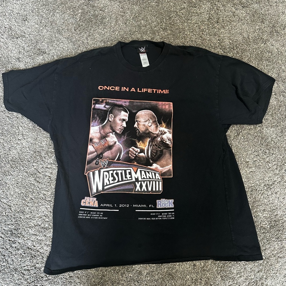Wwe wrestle mania T shirt size large
